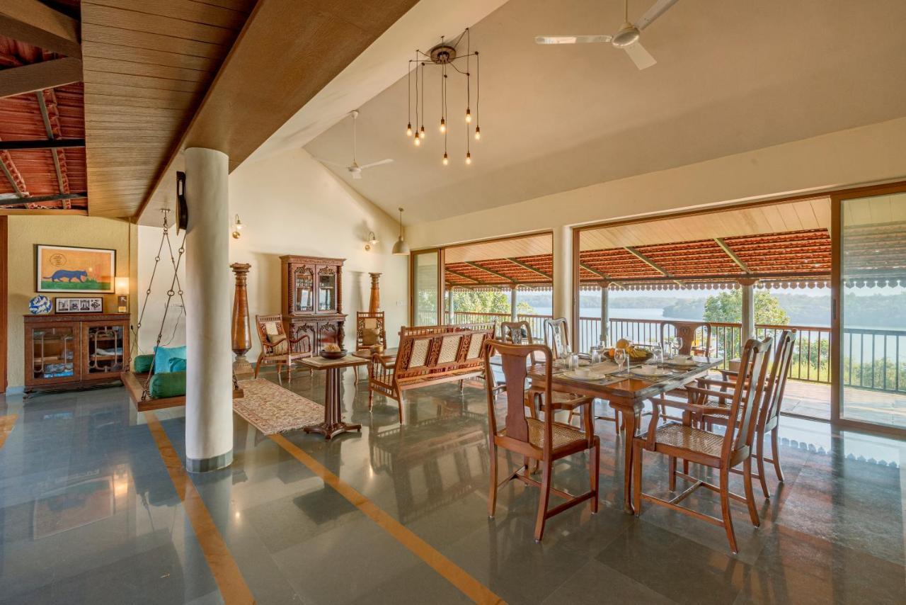 Saffronstays Anantham, Kamshet - Pet-Friendly Lakefront Villa With A Huge Verandah Nethersole Dam Exterior foto