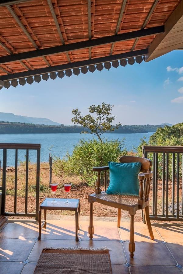 Saffronstays Anantham, Kamshet - Pet-Friendly Lakefront Villa With A Huge Verandah Nethersole Dam Exterior foto